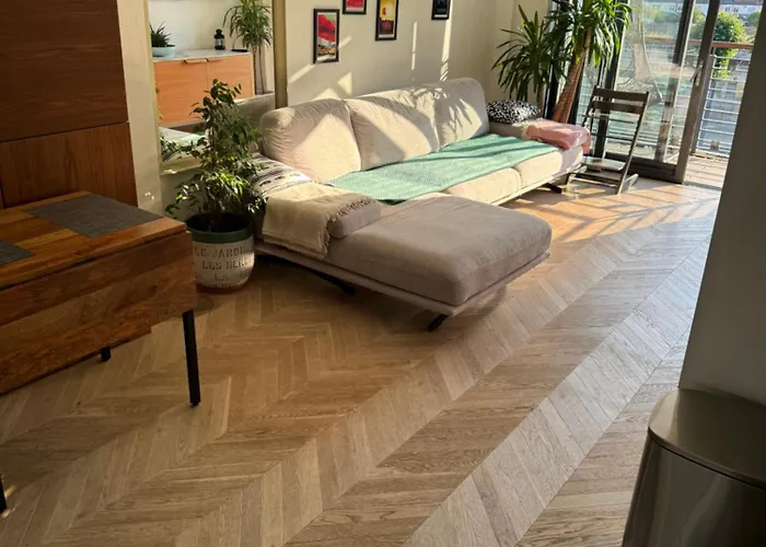 Cosy 1 Bedroom Apartment With Balcony Near Chiswick