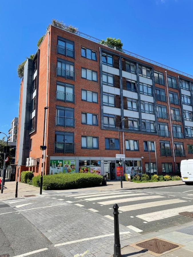 Cosy 1 Bedroom With Balcony Near Chiswick *